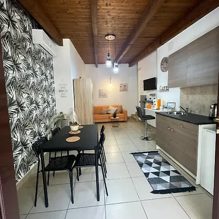 Casa Nennella Con Parcheggio Auto Gratuito In Loco Villa Naples Exterior photo